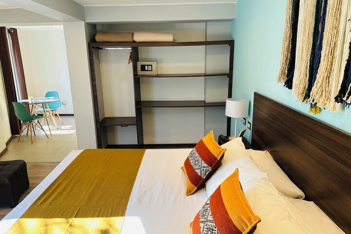 Room 35 of 167