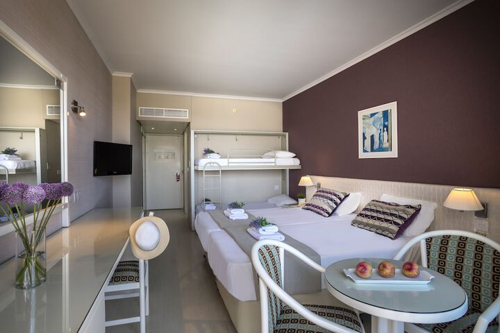 Room 10 of 53