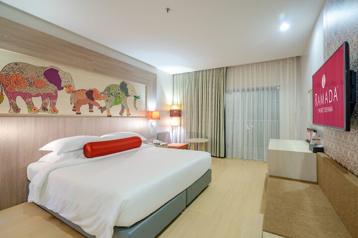 Room 16 of 220