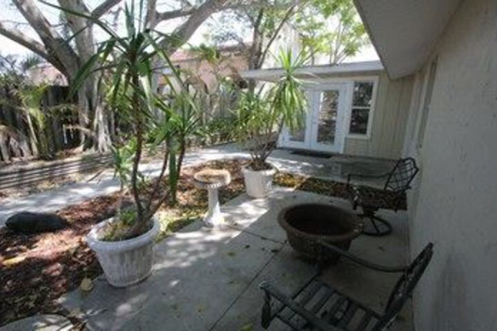 Terrace/Patio 19 of 20