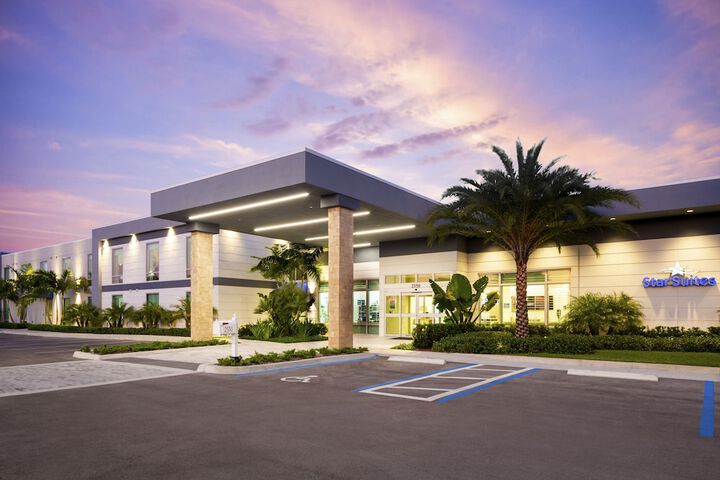 Star Suites: An Extended Stay Hotel in Vero Beach, FL