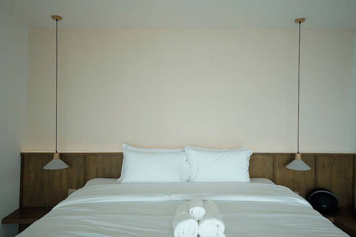 Room 33 of 66