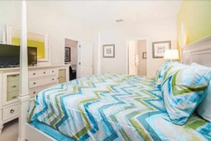 Room 42 of 44