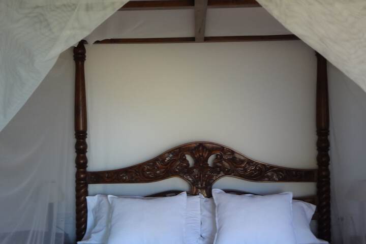 Room 7 of 47