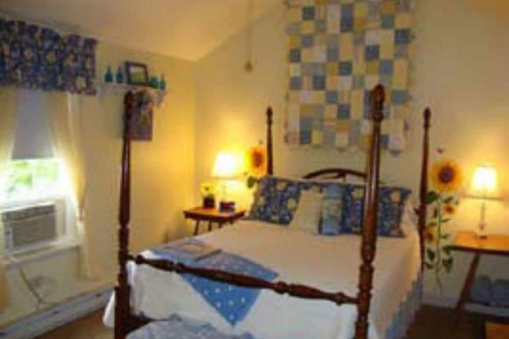 Room 17 of 32