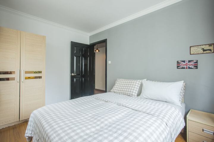 Room 10 of 41