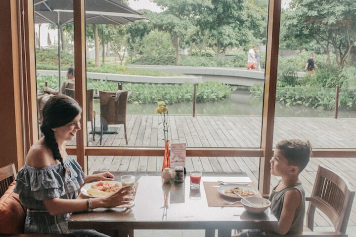 Dining 192 of 252