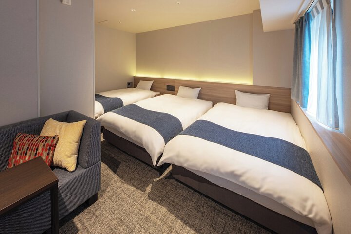 Room 16 of 34