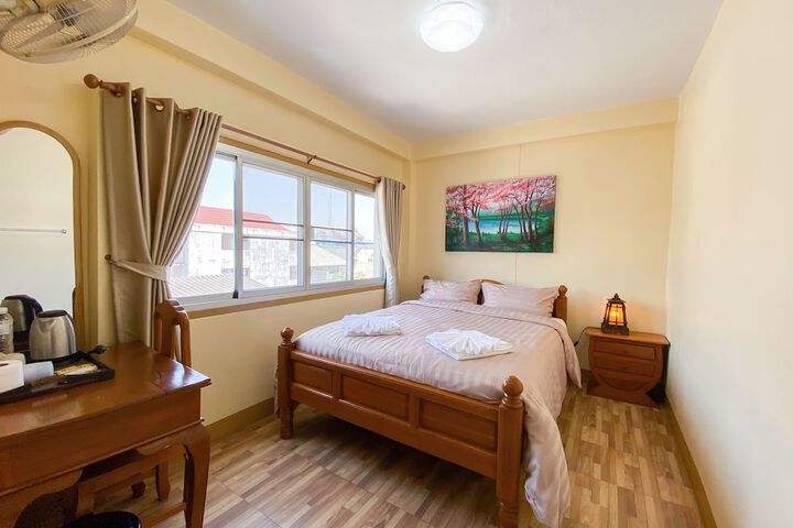 Room 10 of 62