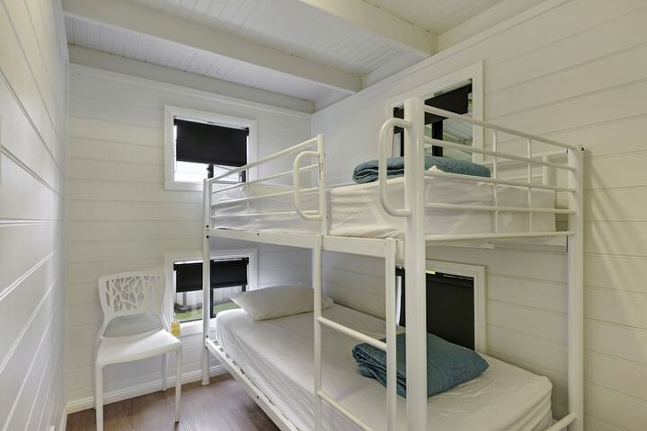 Room 7 of 81