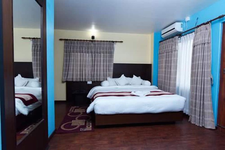 Room 12 of 15