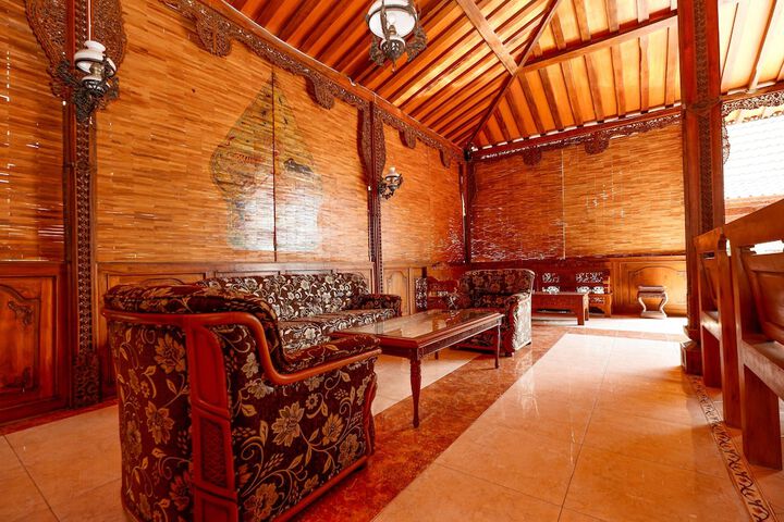 Hotel Interior 30 of 46