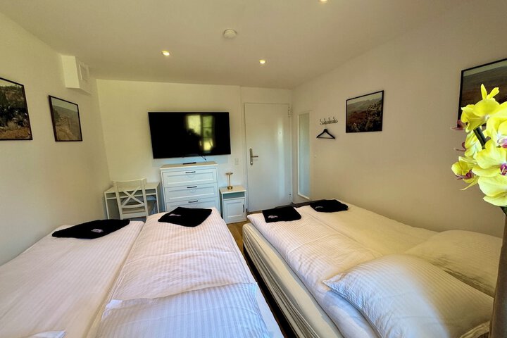 Room 19 of 65
