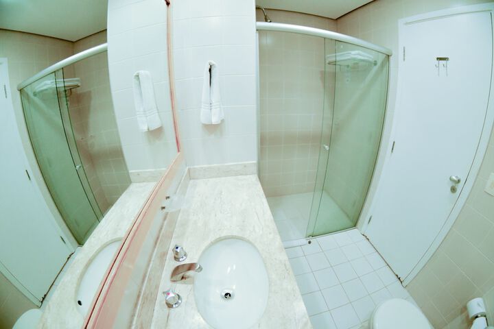 Room 10 of 50