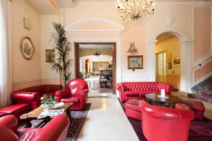 Hotel Interior 4 of 42