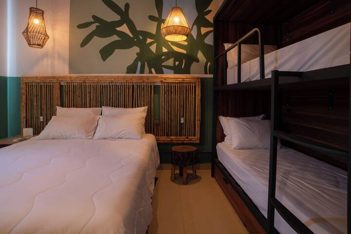 Room 44 of 83