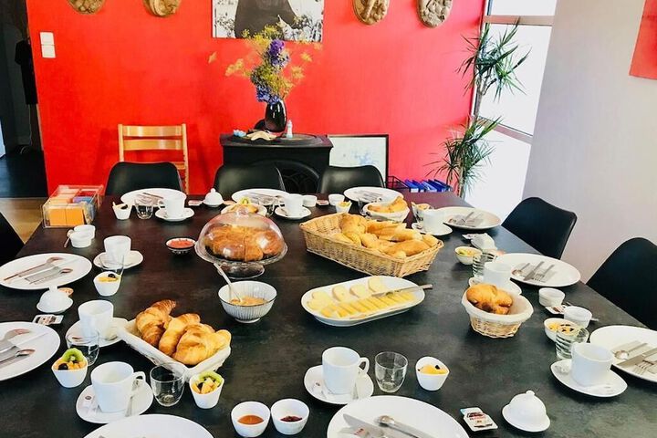Breakfast/Coffee Service 20 of 25