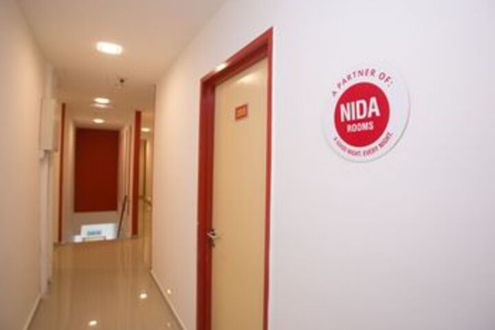 Ballroom/Hall 13 of 24