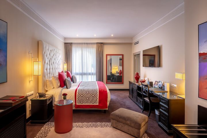 Room 40 of 132