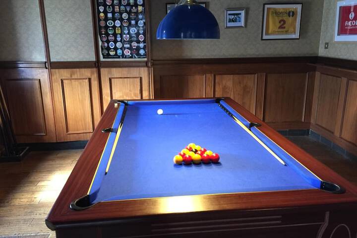 Game room