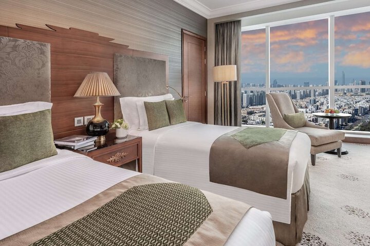 Room 29 of 103