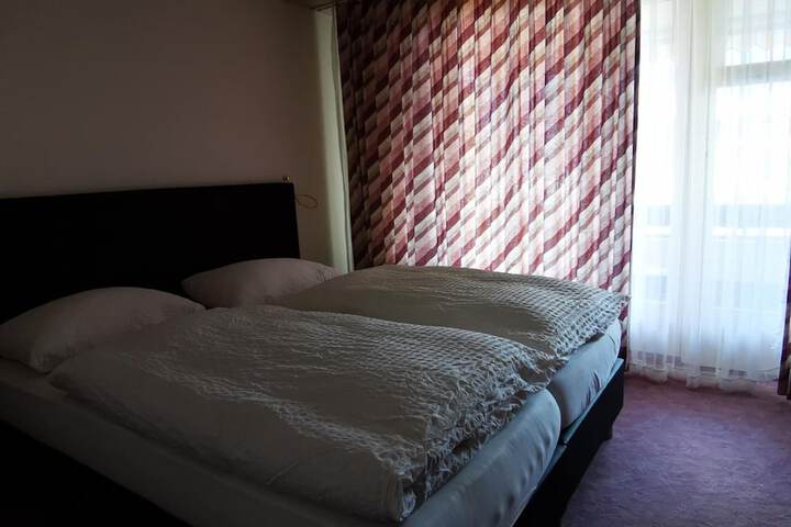 Room 17 of 57