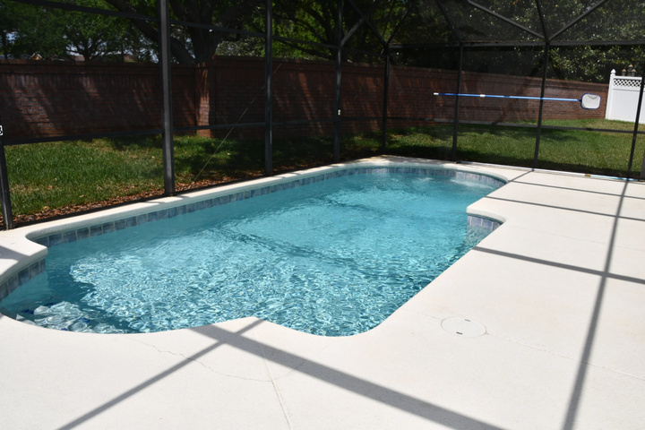 Pool 11 of 21