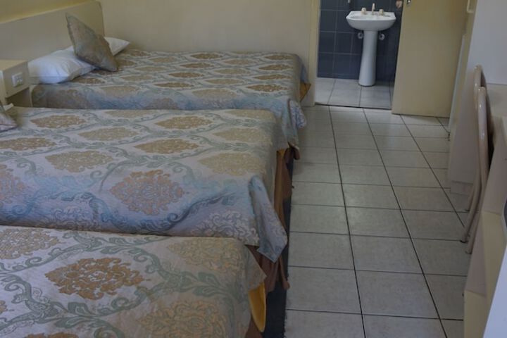Room 10 of 78