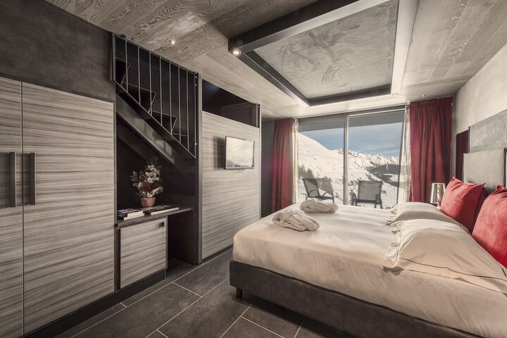 Room 26 of 82