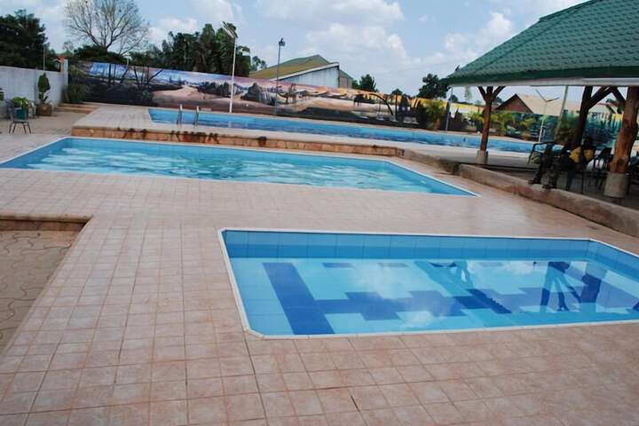 Pool 27 of 55