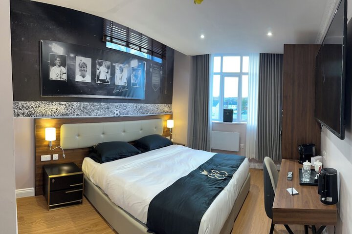 Room 16 of 117
