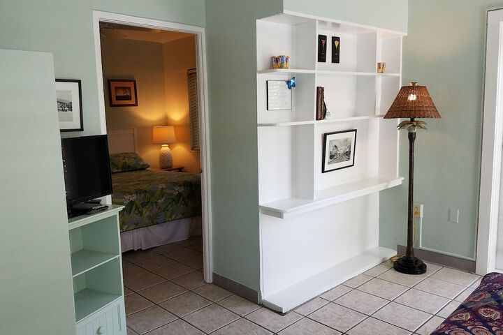 Room 121 of 218