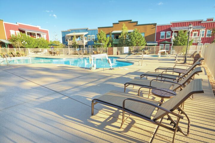 Pool 35 of 62