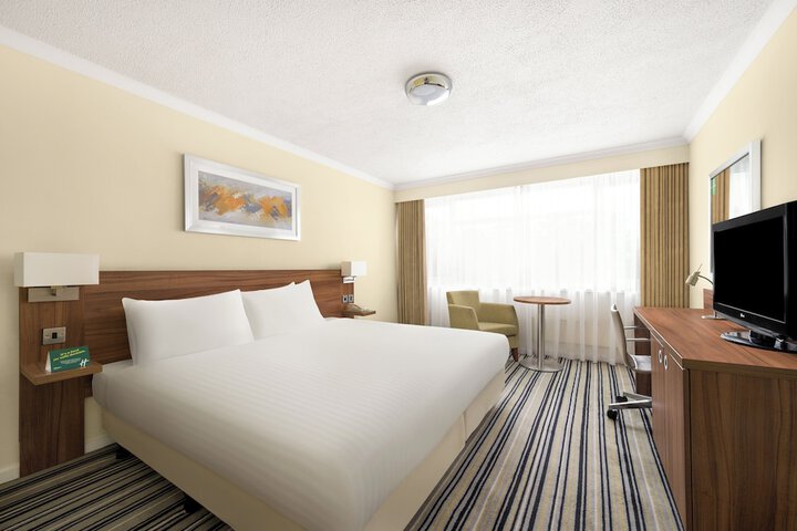 Room 42 of 88