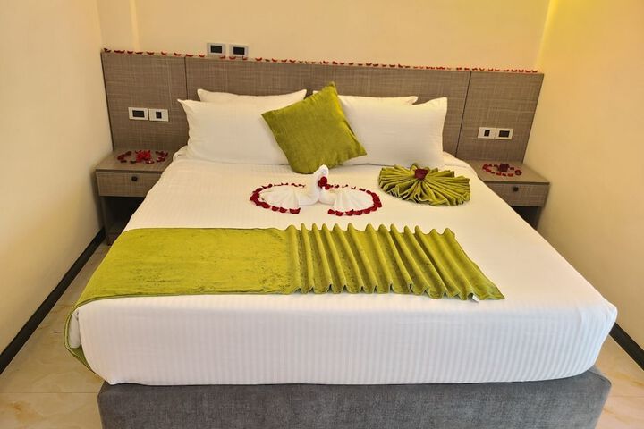 Room 3 of 22