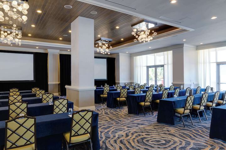 Meeting facility