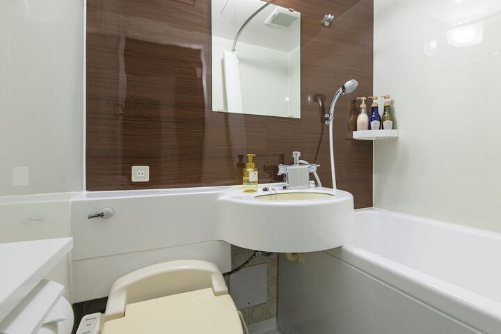 Clean Restrooms