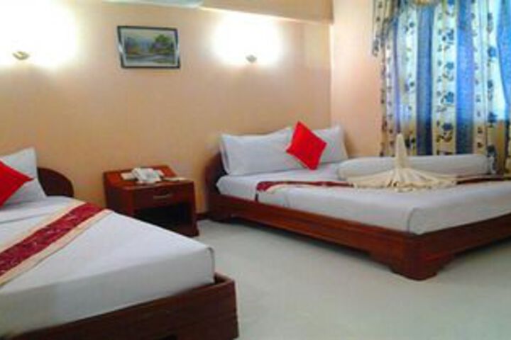Room 14 of 30