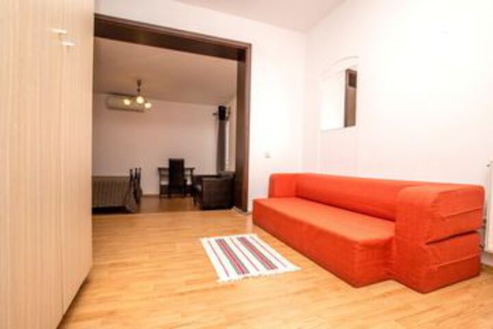Room 44 of 48