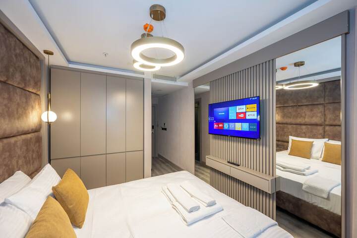 Room 25 of 42
