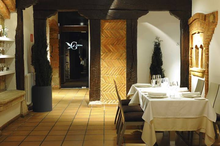 Dining Photos