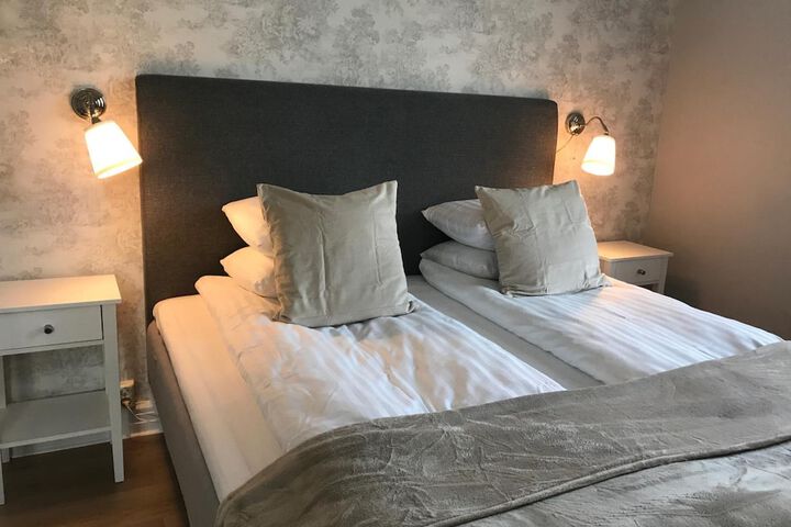 Room 13 of 40