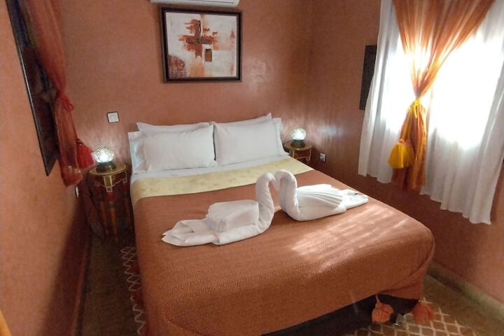 Room 5 of 36
