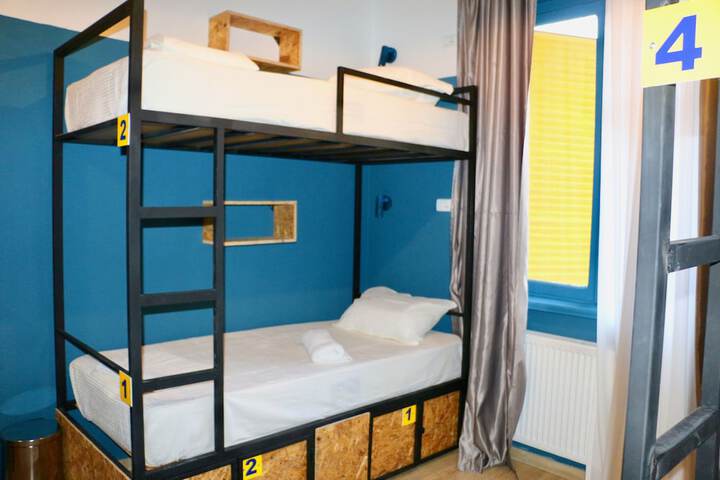 Room 3 of 15
