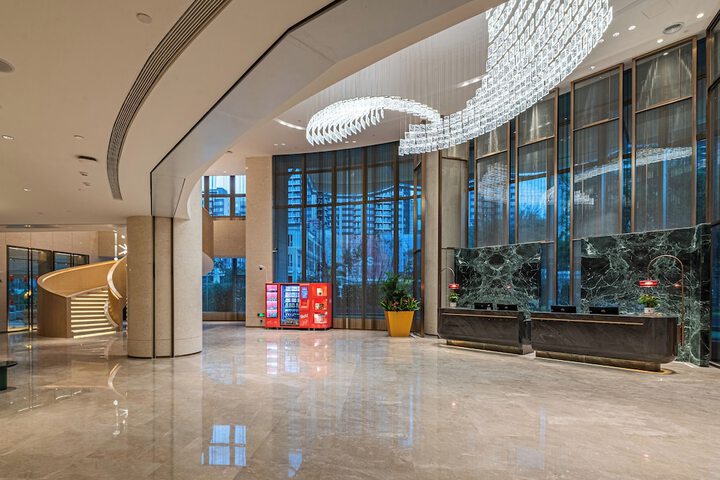 Hotel Interior 6 of 143