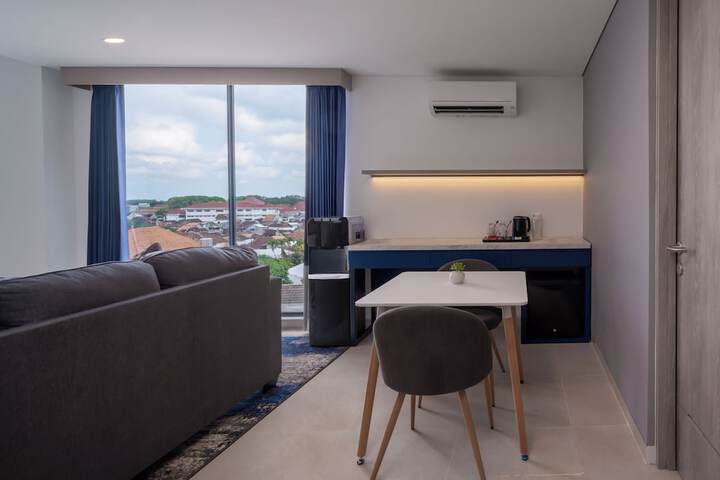 Room 18 of 43