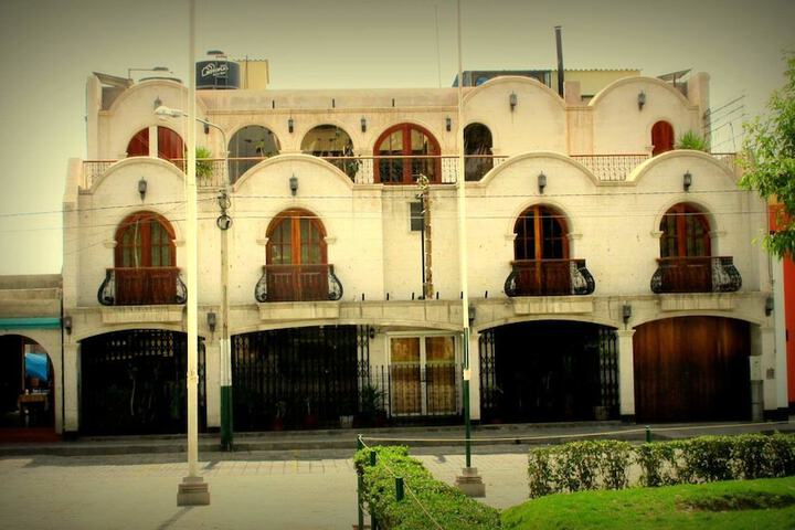Image of Hotel Dos Reynas