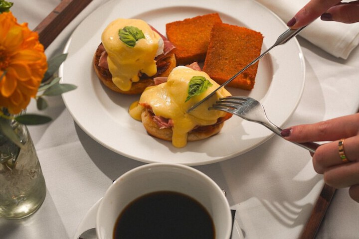 Breakfast/Coffee Service 67 of 79