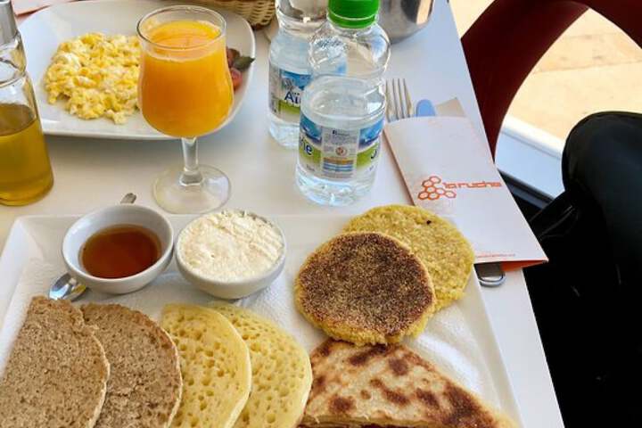 Breakfast/Coffee Service 45 of 56