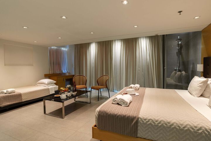 Room 32 of 91